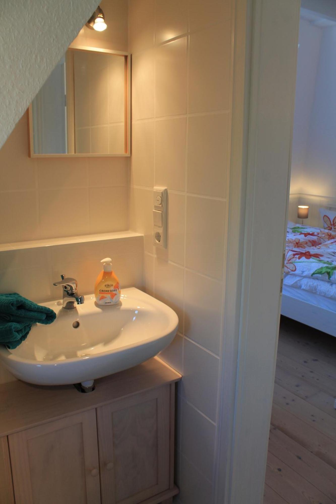 Ferienwohnung Oldsum Екстер'єр фото
